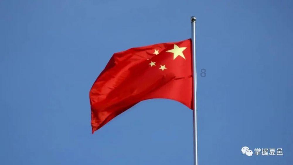 “风吹云动天不动，水推船移岸不移”用哲学原理怎么解释游戏画面